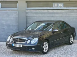 Mercedes-Benz E 220 CDi Avantgarde (Cx. Auto) LER DESCRIÇÃO !