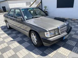 Mercedes-Benz 190 2.5