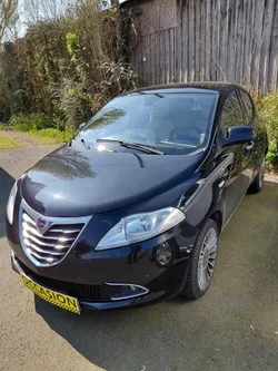 Lancia Ypsilon PLATINUM