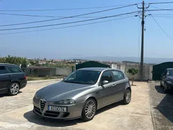Alfa Romeo 147 1.9 JTD 16V Executive