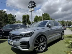 VW Touareg 3.0 TDI V6 R-Line
