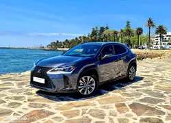 Lexus UX 250h Sport