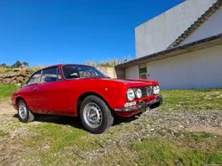Alfa Romeo GTV 2000