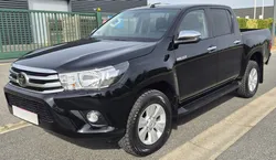 Toyota Hilux 2.4 D-4D 150 Double Cabine Active BVM 4x4 Pickup 4WD Attelage
