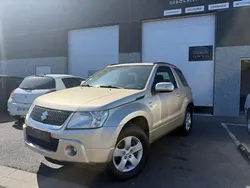 SUZUKI VITARA 4x4