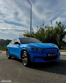 Ford Mustang Mach-E 75.7 kWh Premium AWD