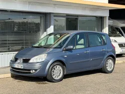 Renault Scenic 2.0i 136 ch boîte auto