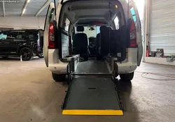 Citroën Berlingo 1.6 gasolina Mobilidade Reduzida