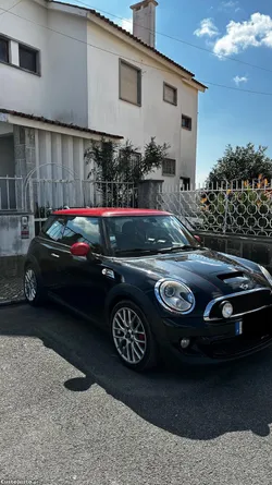 MINI John Cooper Works 211CV