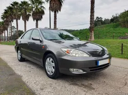 Toyota Camry 2.4 VVT-i XLE
