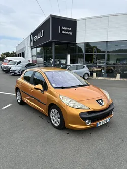 Peugeot 207 SPORT 1.4 E 16V 90