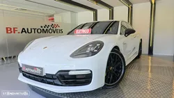 Porsche Panamera 4 E-Hybrid
