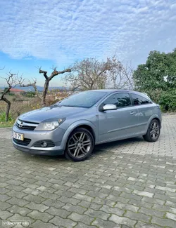 Opel Astra GTC 1.3 CDTI