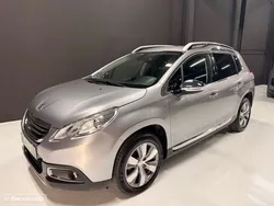 Peugeot 2008 1.2 VTi Allure