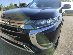 Mitsubishi Outlander 2.4 híbrido