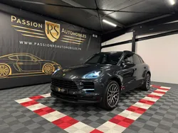 PORSCHE MACAN S 3.0L 354 CH – Gris Volcano – PASM / BOSE / Toit ouvrant