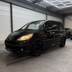 Peugeot 1007 1.4 SPORTY