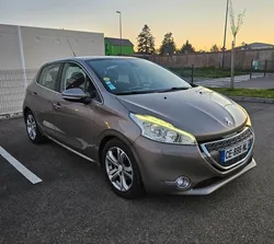 Peugeot 208 1.6 hdi 92ch/ excellent etat