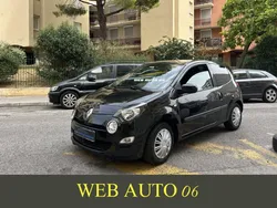 Renault Twingo II 1.2 LEV 16v 75ch Intens