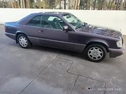 Mercedes-Benz E 220 CE 220 W124