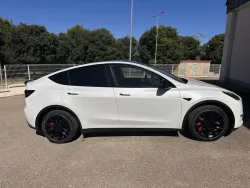 Tesla Model Y Performance AWD