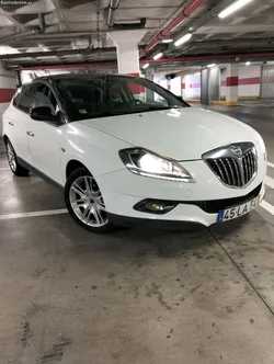 Lancia Delta Exclusivo Topo Gama