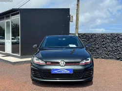VW Golf VII 2.0 TSI GTI 220CV
