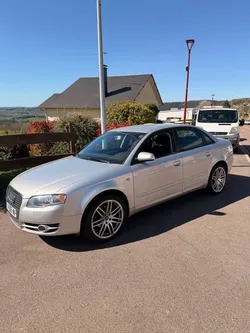 Audi A4 2.0 TDI 140 cv Boîte auto automatique
