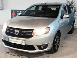 Dacia sandero (2) laureate 0.9 tce 90cv ideal jeune permis entretien a jour prete a partir garantie 6 mois