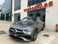 Mercedes-Benz GLA 200 200d 8G-DCT
