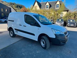 Peugeot partner 1.6 bluehdi 100ch 4x4 attelage