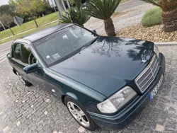 Mercedes-Benz C 180 Excelente com 160000km