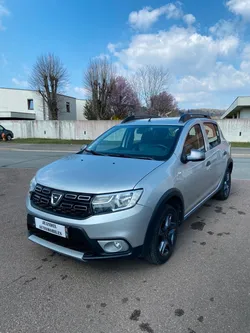 DACIA Sandero Stepway Tce 90 (Très faible kms)