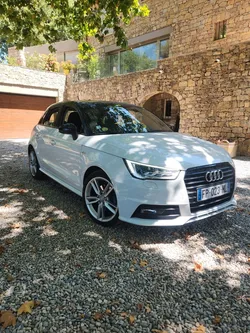 AUDI A1 SPORTBACK S line