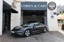 Porsche Taycan 4S