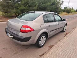 Renault Megane 5p 1.9 dci Confort Authentique