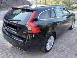 Volvo V60 2.0 D4 181CV MOMENTUM GEARTRONIC - FULL EXTRAS - C/ GARANTIA - COMO NOVA - BAIXA DE PREÇO