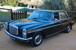 Mercedes-Benz  W115/8 220
