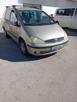 Ford Galaxy Ghia