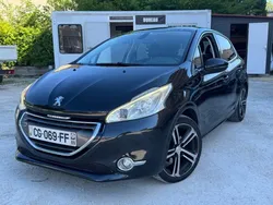 Peugeot 208 1.6 vti 120ch FELINE GARANTIE 12 MOIS