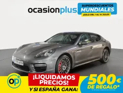 PORSCHE Panamera GTS PDK