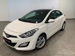 HYUNDAI i30 1.6CRDi Tecno Sky
