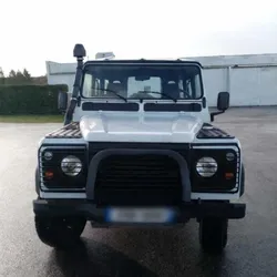 Land Rover Defender 2.5 110 Hard-Top TD5