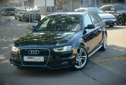 Audi A4 AVANT S line 224 ch BVA - PHARES XENON SONORISATION BANG & OLUFSEN CLIMATISATION AUTOMATIQUE