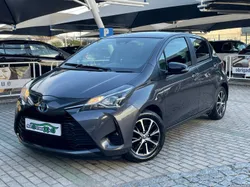 Toyota Yaris 1.5 VVT-i HSD Confort