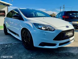 Ford Focus 2.0i ST