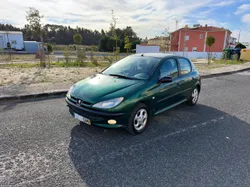 Peugeot 206 1.1 XT Insp até 10/2026