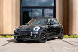 Mini MINI 5 PORTES ONE 102CH GREENWICH BVA - TOIT PANO - LED - CUIR/TISSU - CARPLAY - GTIE 12M
