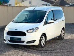 Ford Tourneo Courier 5 places 1.5D - garantie