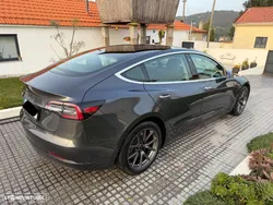 Tesla Model 3 Standard Range Plus RWD